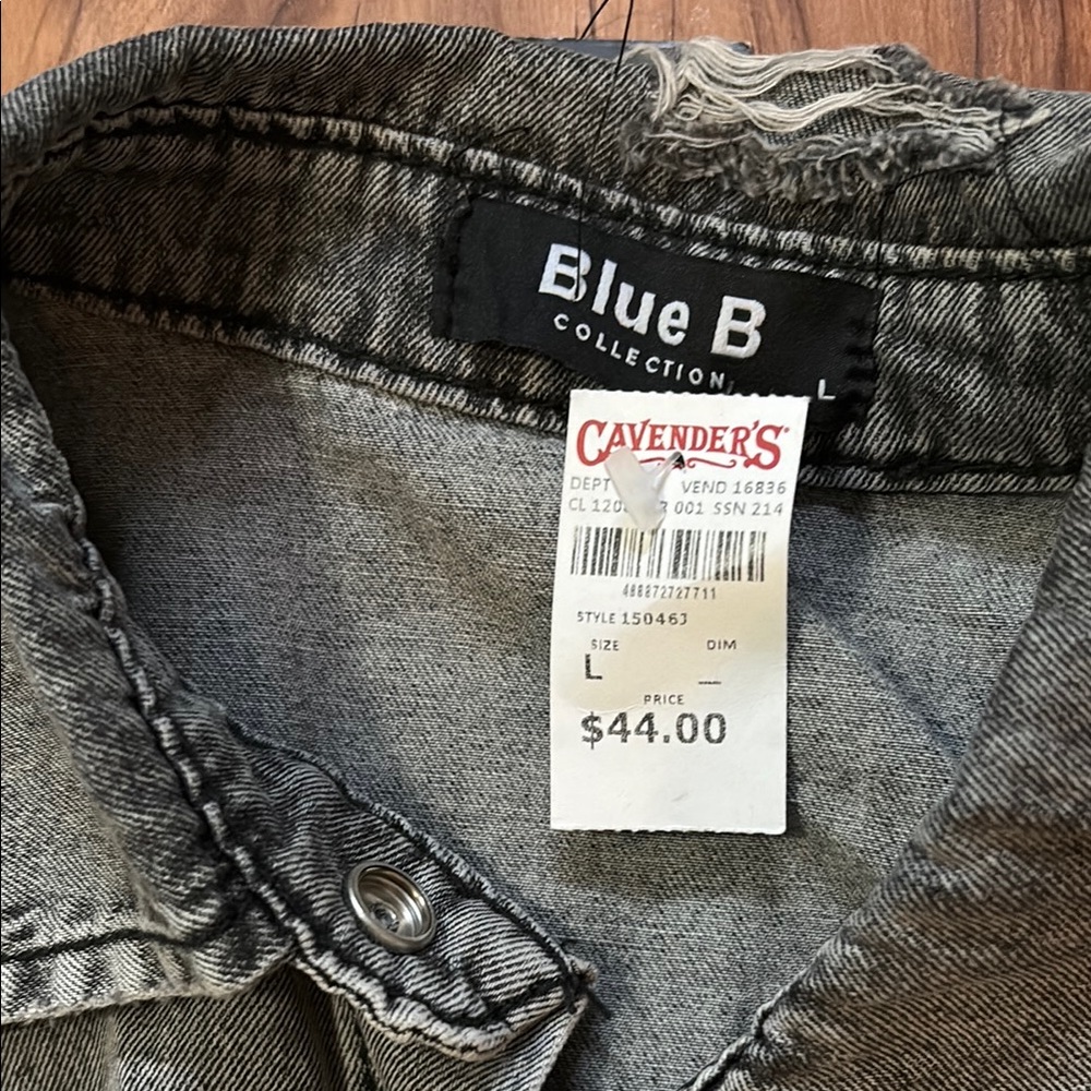 NWT Denim Buttondown - Picture 2 of 4